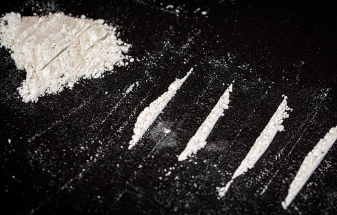 buy cocaine in France online - Distrodelsanto.com